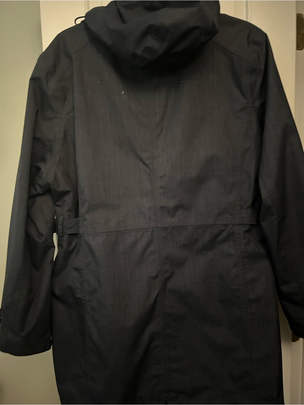 Kirkland Signature Women's Navy Trench Coat with Hood - Picture 7 of 9